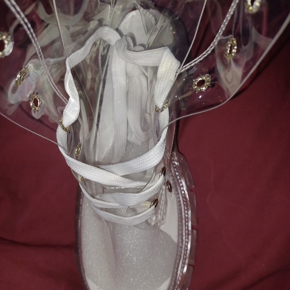 Clear Peek Thru Boots That Match Any Outfit. Perfect For Modeling. Trippy cool - Picture 4 of 6